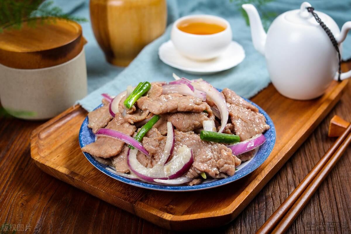 洋葱炒肉丝怎么做好吃