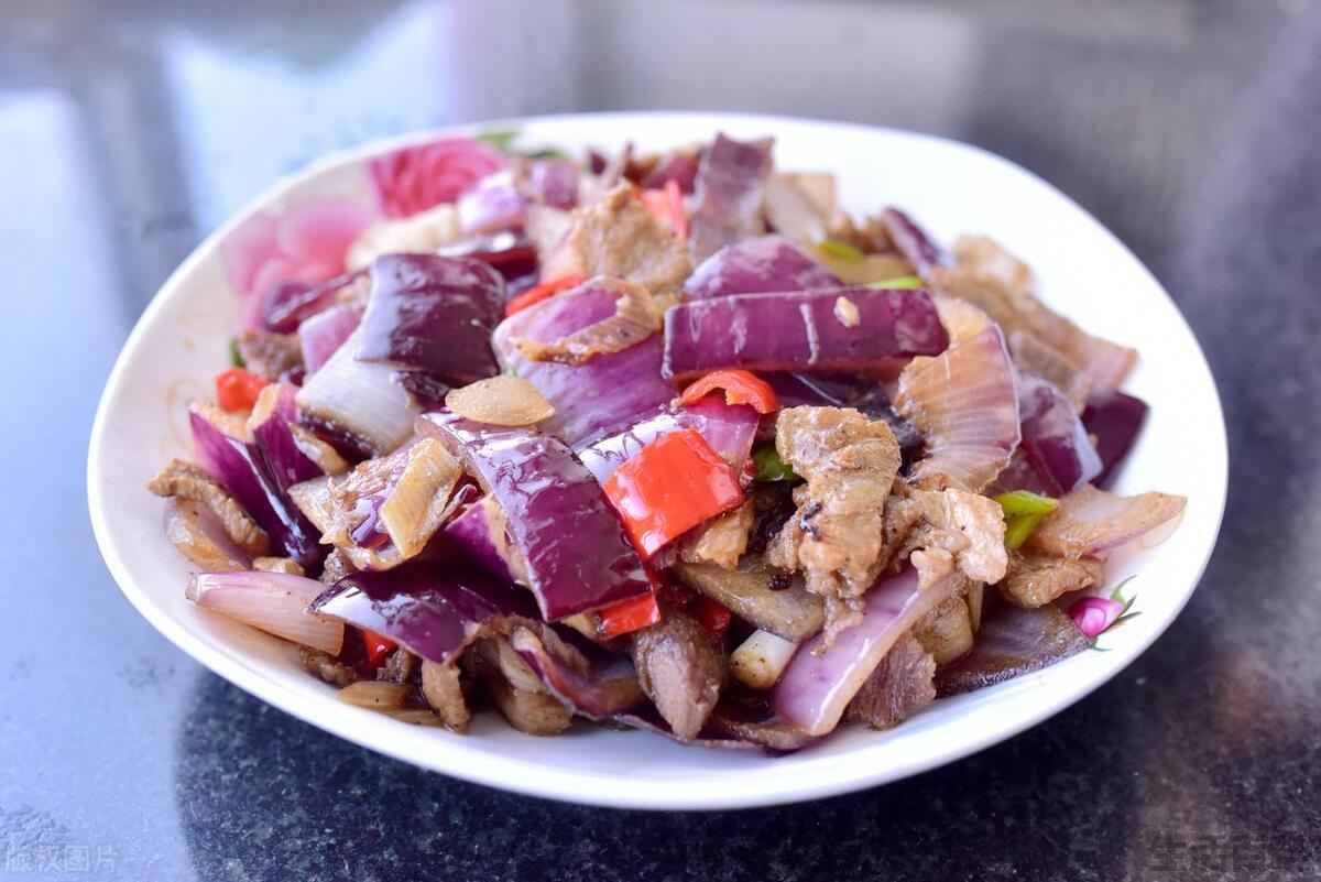 洋葱炒肉丝怎么做好吃