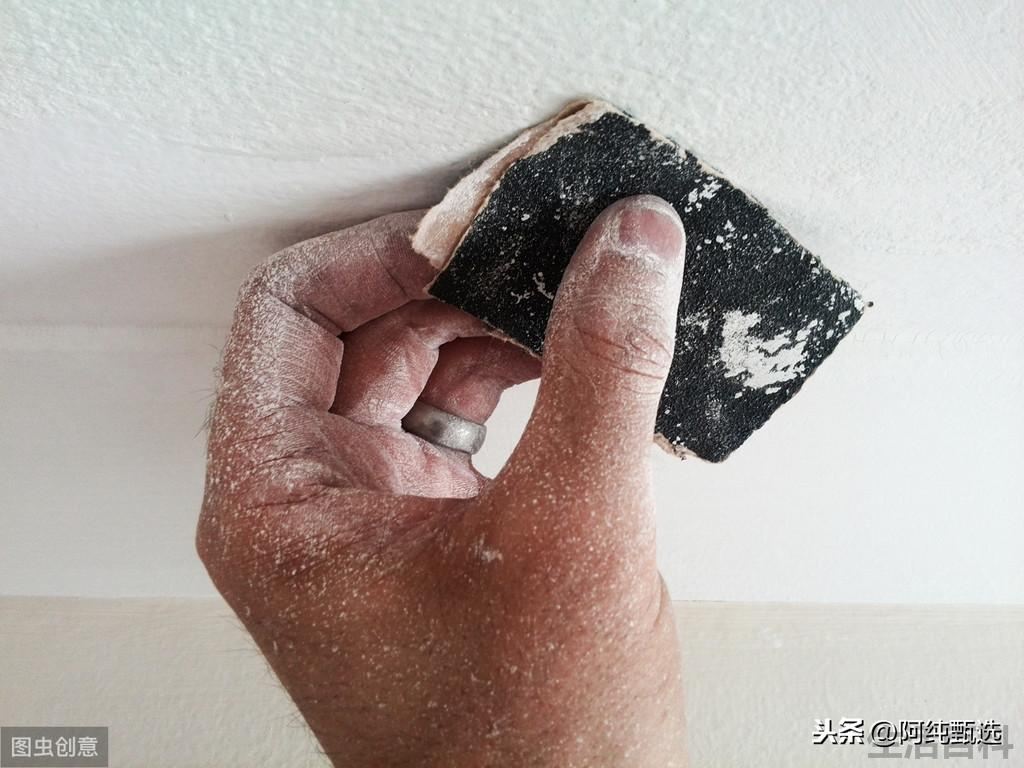 家里墙面掉漆开裂怎么办