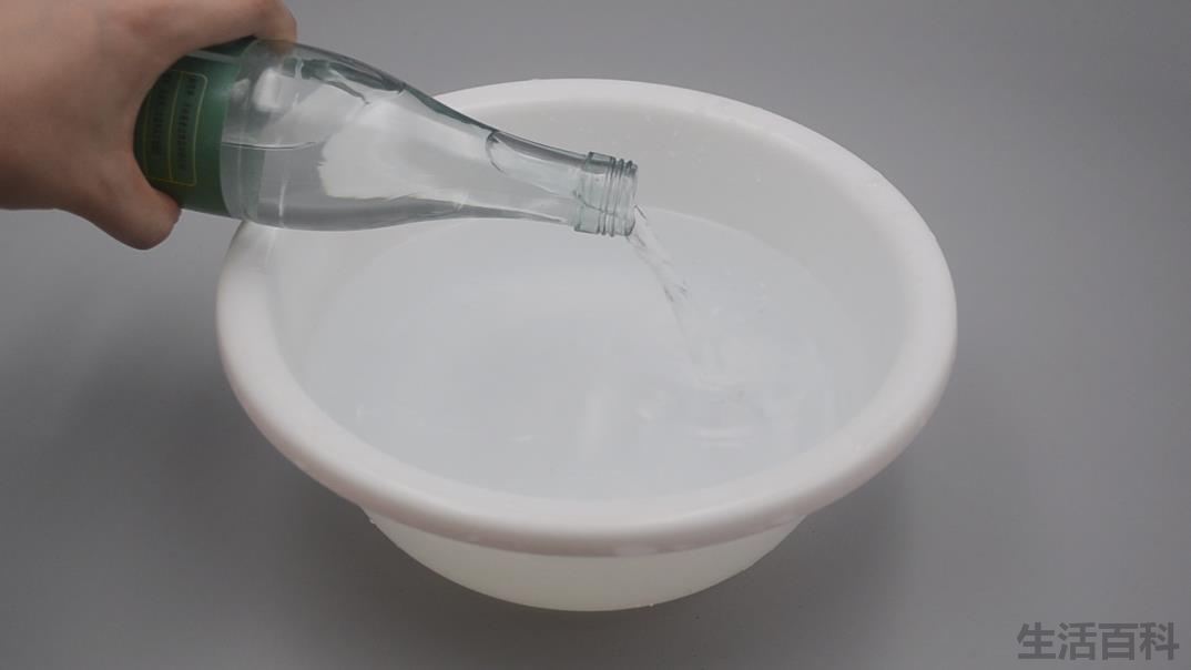 开空调挂湿毛巾有用吗