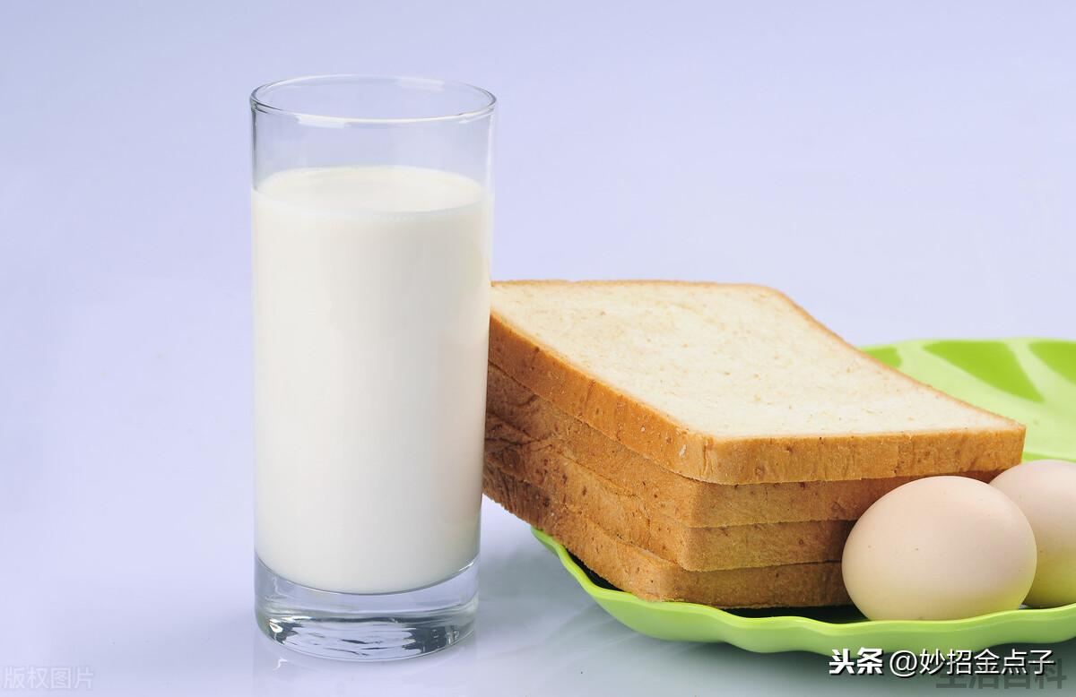 刚挤出来的牛奶和盒装纯牛奶哪个好