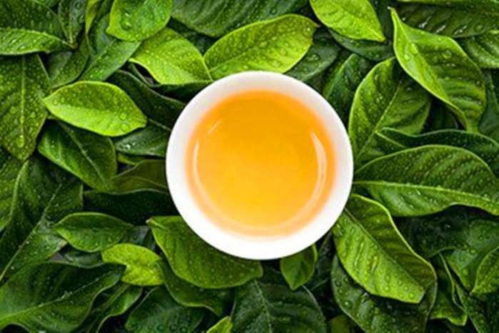 用茶叶水洗脸有什么好处