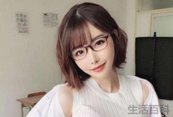 二人长相非常相似
