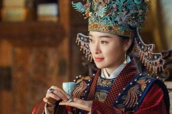 被称为女中人杰