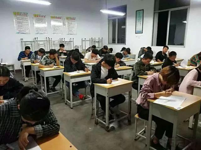 到底该不该读研究生