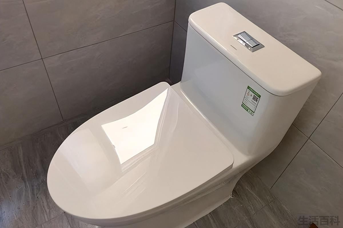 抽水马桶满了还在上水怎么办