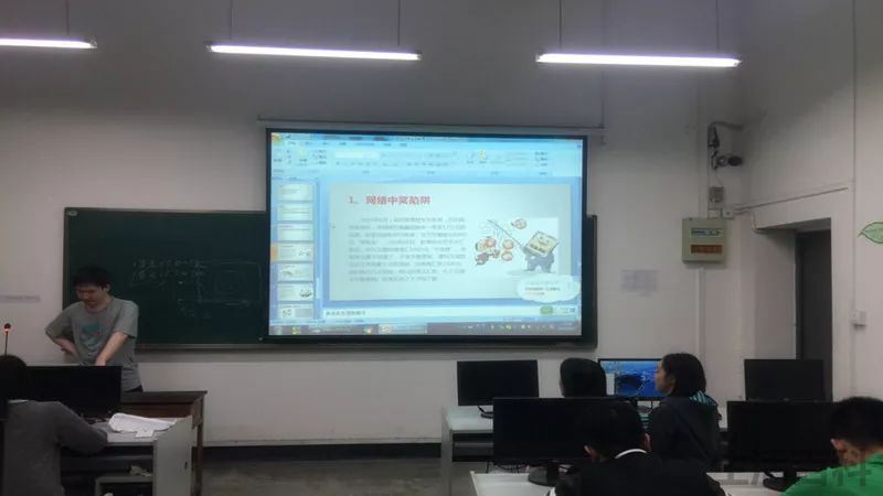 到底该不该读研究生