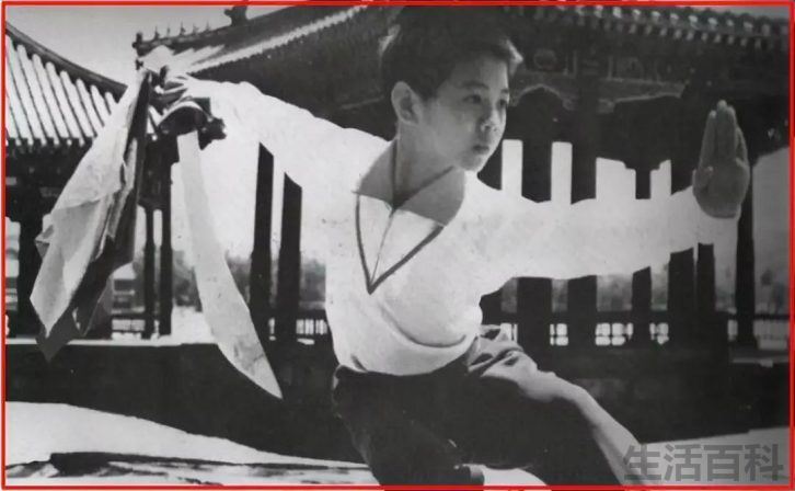 李连杰的真实家世身份惊人