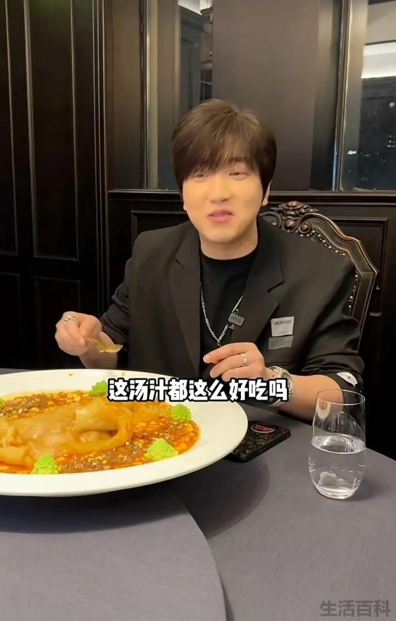 抖音白冰做什么的