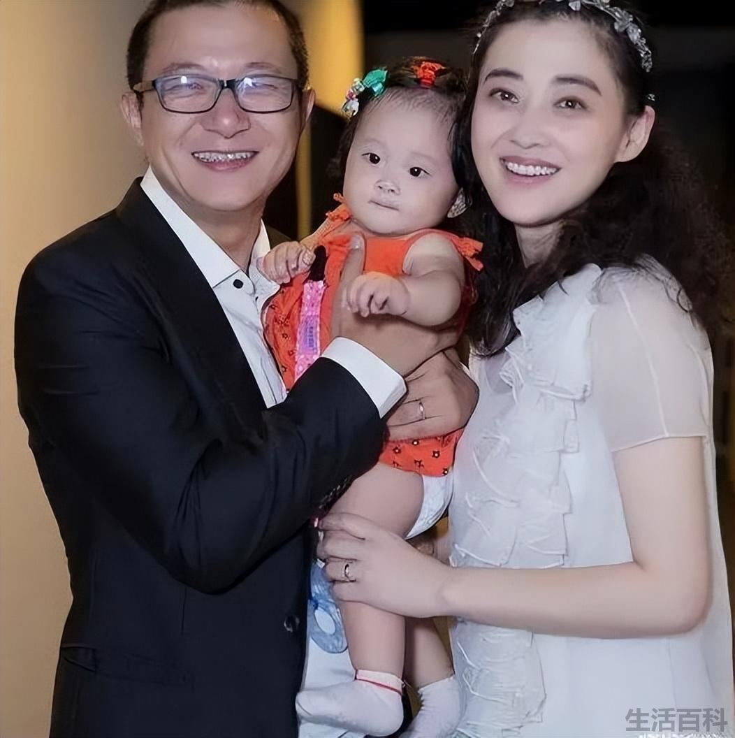 梅婷现任70岁老公曾剑个人资料