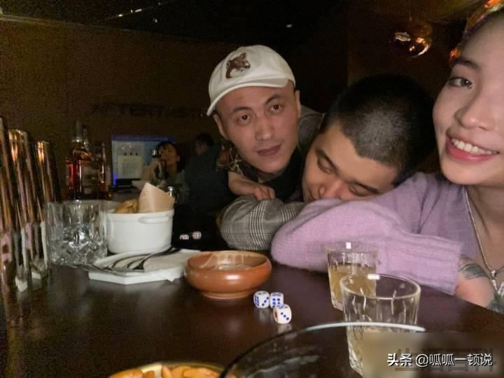 北京炮王马頔家有钱吗