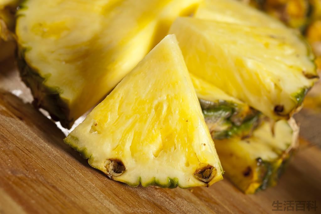 菠萝和凤梨是一个东西吗