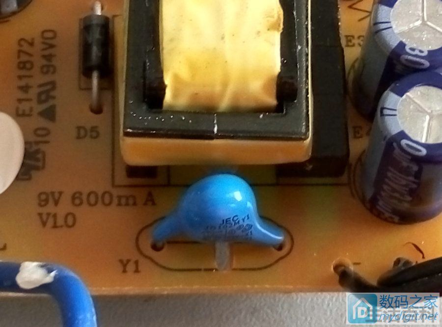 TENDA W311R无线路由器拆解