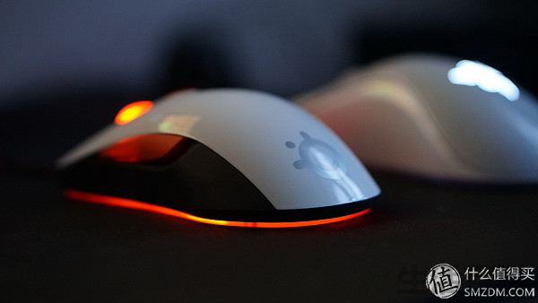 KANA v2光学游戏鼠标价格