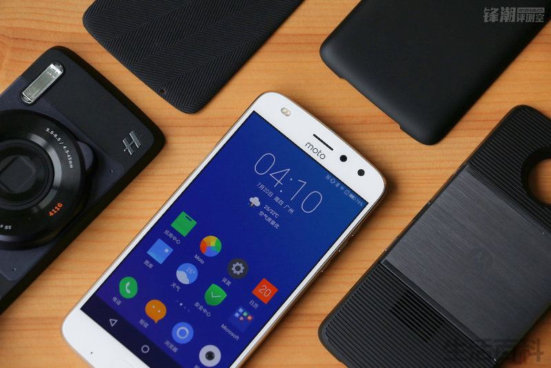 Moto Z2 Play参数对比