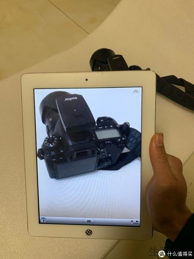 ipad2代什么时候上市的