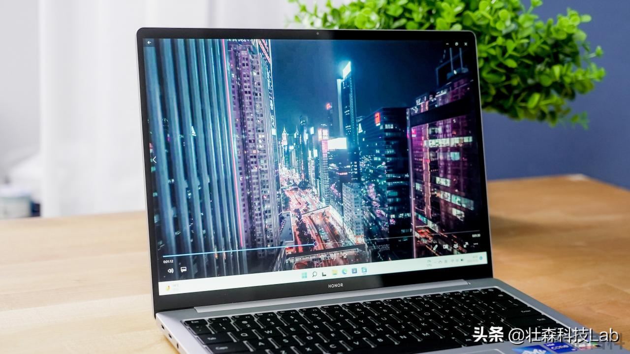 全新荣耀MagicBook 14参数配置