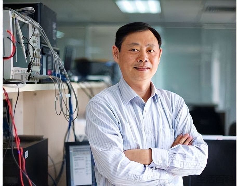 小米手机1代发布时间