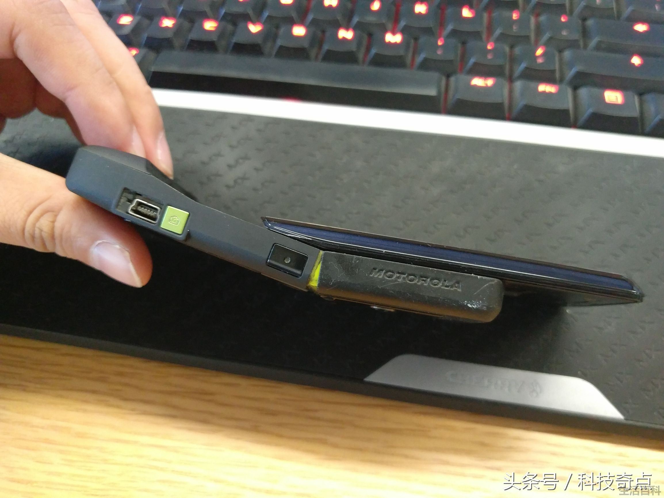摩托罗拉Z8上市时候多少钱