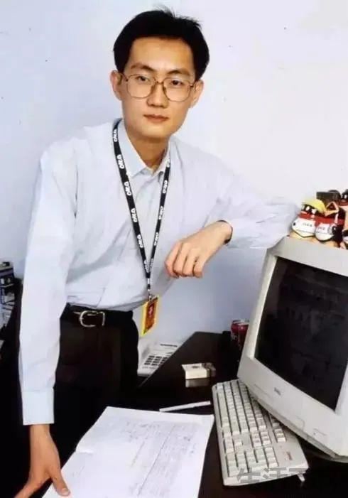 马化腾一家四口图片