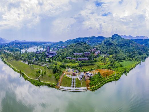 百色右江红色讲堂游船主题公园