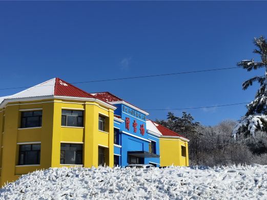 铁力望龙山滑雪场