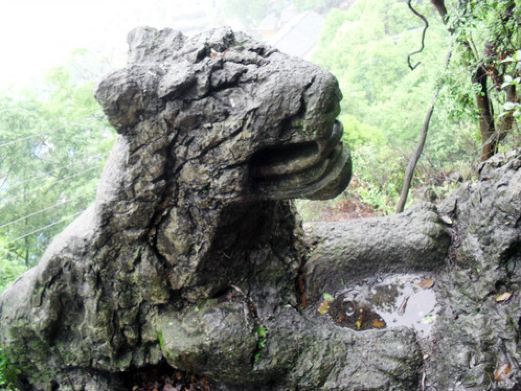 长阳白虎亭