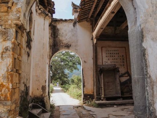 婺源察关