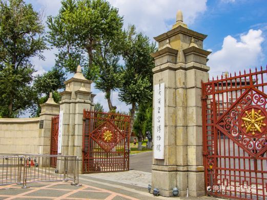 长春莱薰门