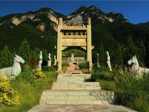 灵石介林