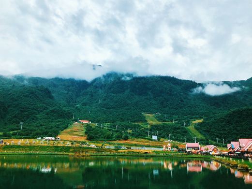 大邑西岭雪山滑草场