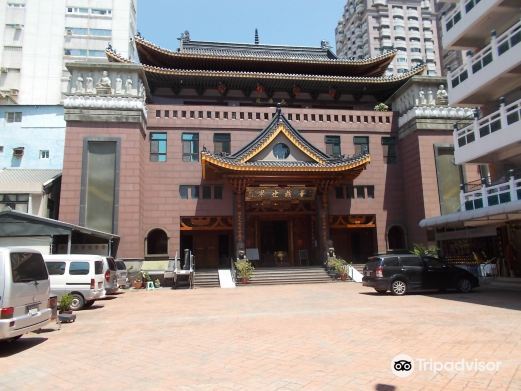 高雄宏法寺