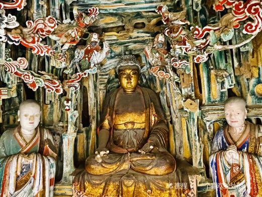 普兰悬空寺