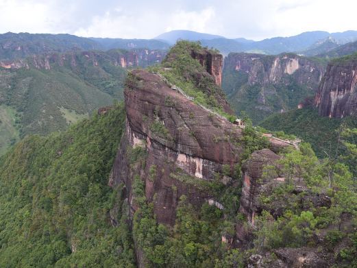 玉龙千龟山