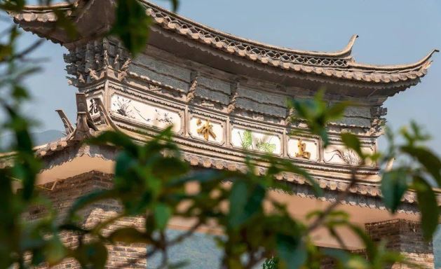 双江冰岛老寨