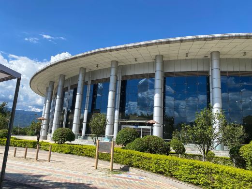 芒市体育公园
