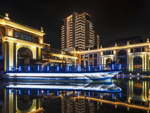 北京亮马河国际风情水岸