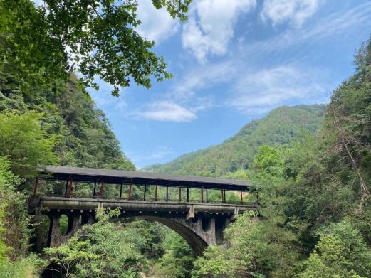 天台龙穿峡景区