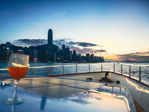 香港天际线之旅游船