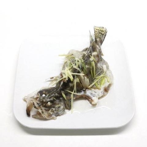 清蒸鲈鱼